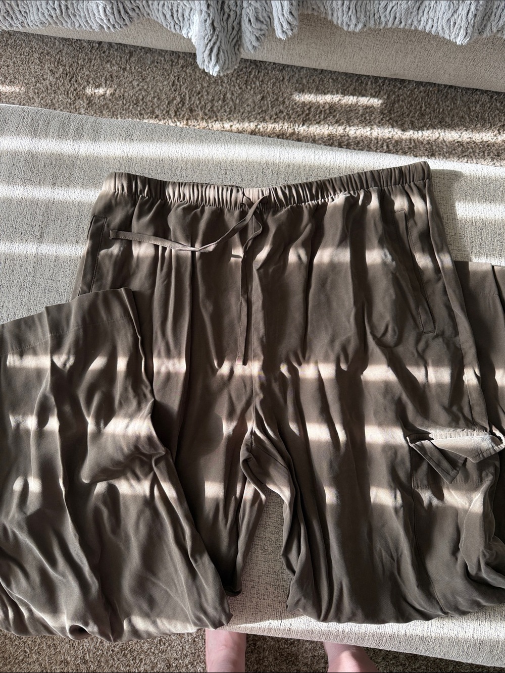 Old Navy Olive Green Wide-Leg Drawstring Pants
